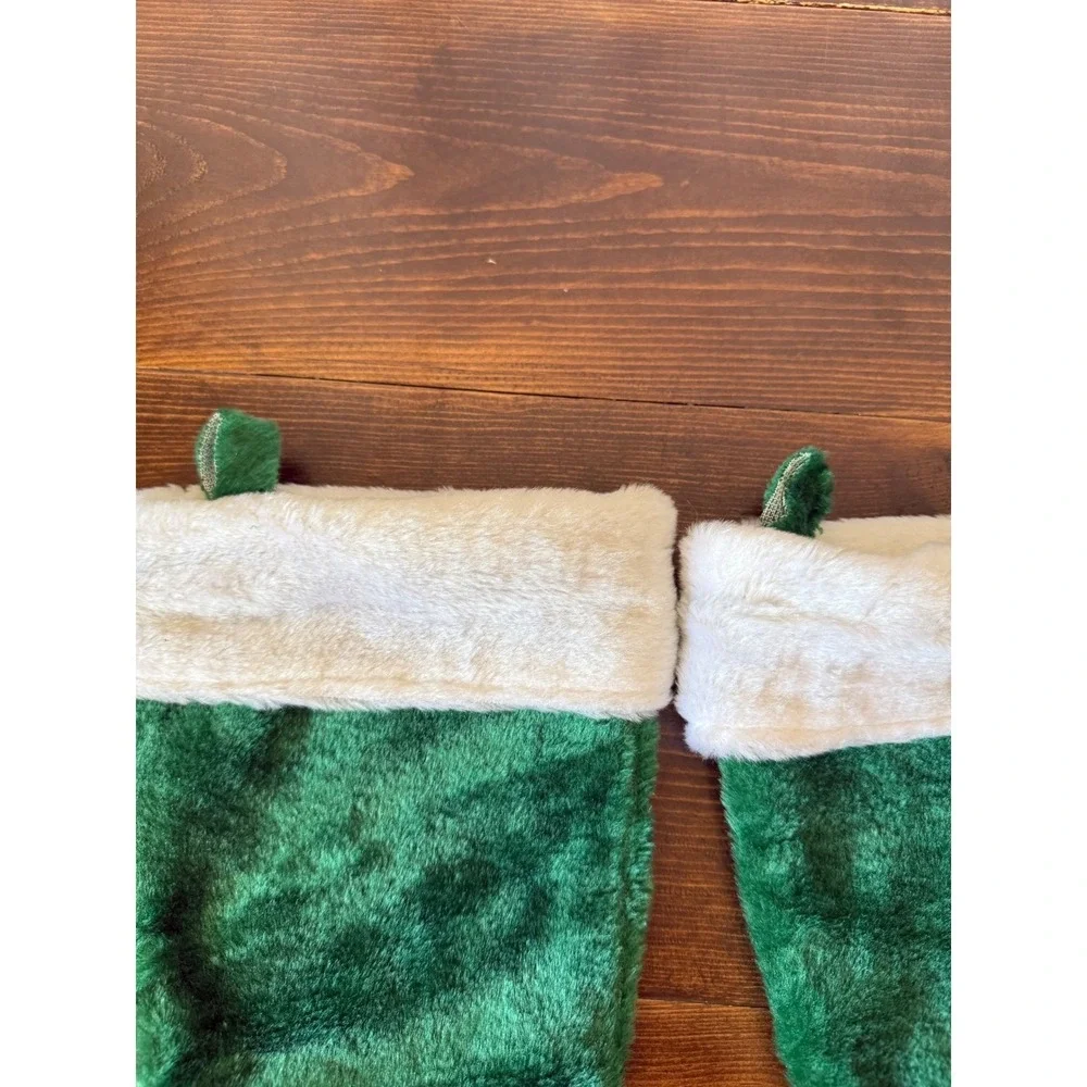 VTG Santa's Best Green Plush Faux Fur Christmas Stockings Set of 2‎ White Cuff